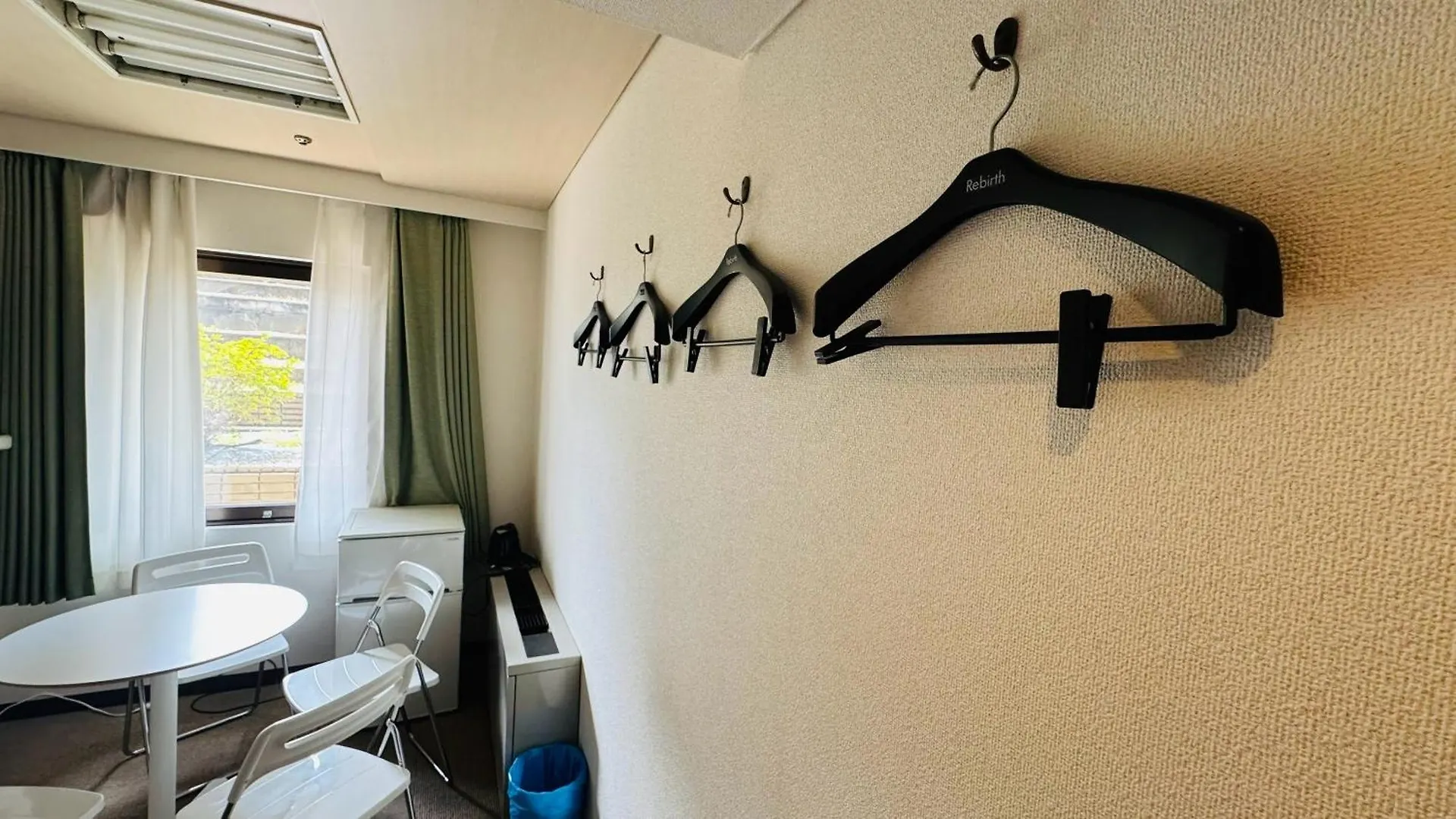Capsule Hotel Asahi Plaza Shinsaibashi - Men'S Only Osaka Japan